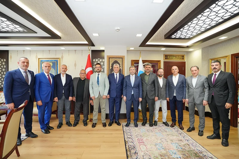 Ticaret Bakanı Ömer Bolat Pendik Belediyesi'ni Ziyaret Etti - Görsel 4