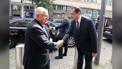 Bakan Yaşar Güler Brüksel'de Büyükelçilik ve Ataşeliği Ziyaret Etti