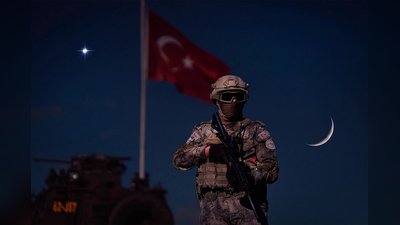 Emniyet Genel Müdürlüğü'nden Duygulandıran Vatan Sevdası Paylaşımı