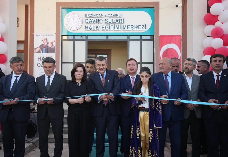 Bakan Yusuf Tekin Erzincan'da Davut Sulari Halk Eğitimi Merkezini Açtı - Görsel 2
