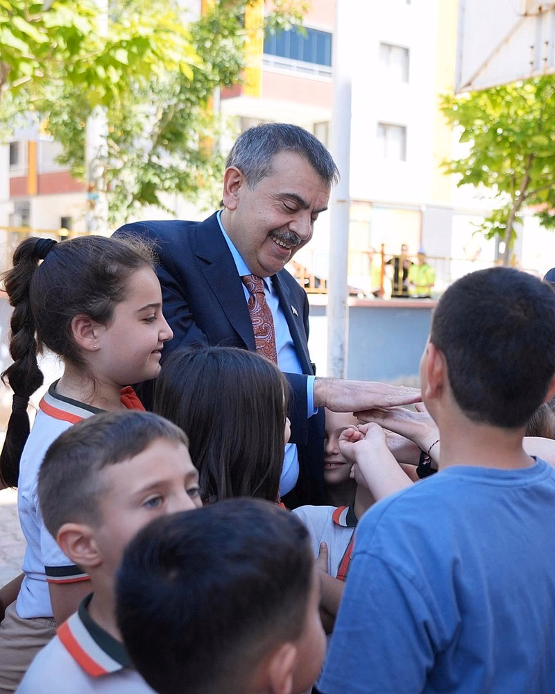 Bakan Yusuf Tekin Tunceli'de Öğrencilerle Buluştu - Görsel 2