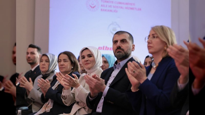 Ailede Türkiye Yüzyılı Zirvesi İstanbul'da Gerçekleşti - Görsel 2