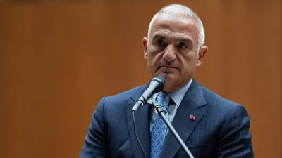 Bakan Ersoy'dan YKS Adaylarına Başarı Dileği
